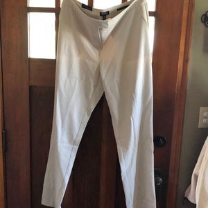 Jones New York straight leg trousers